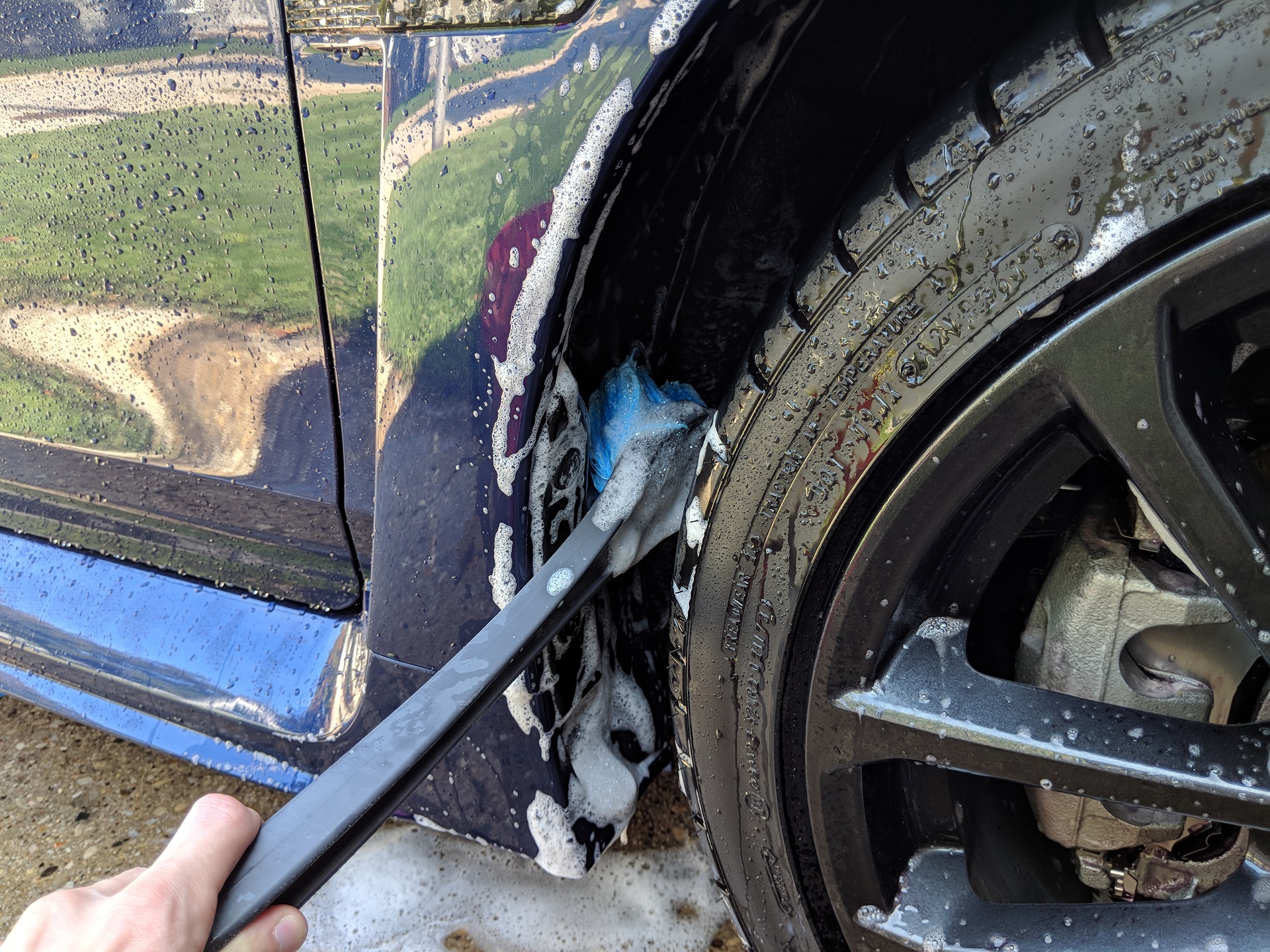 Cleaning the wheel wells